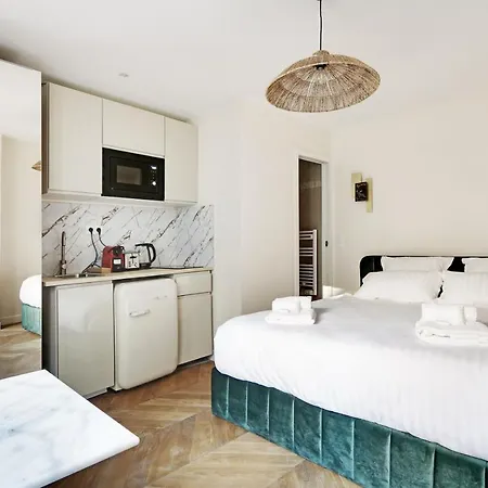 Apartment Pick A Flat's In Saint-lazare - Rue De Londres *